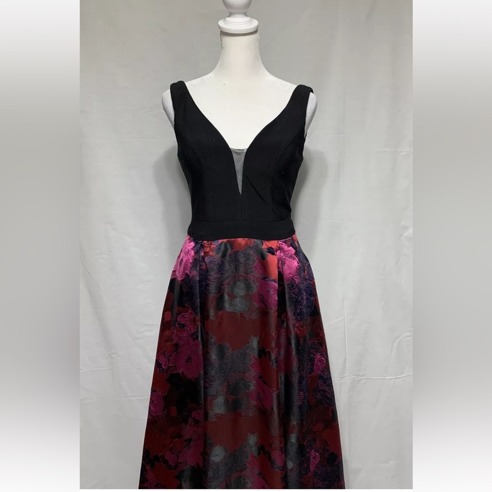 Avery G Women's Sz 2 Black Floral Sleeveless High-Low Brocade Ball Gown Dress - Picture 3 of 6